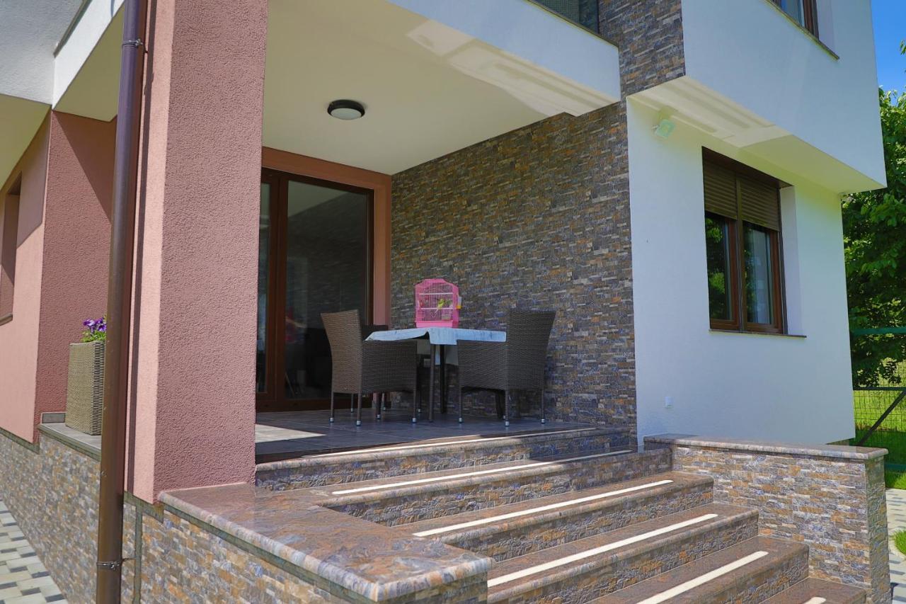 Apartments Edy Bihac Exterior photo