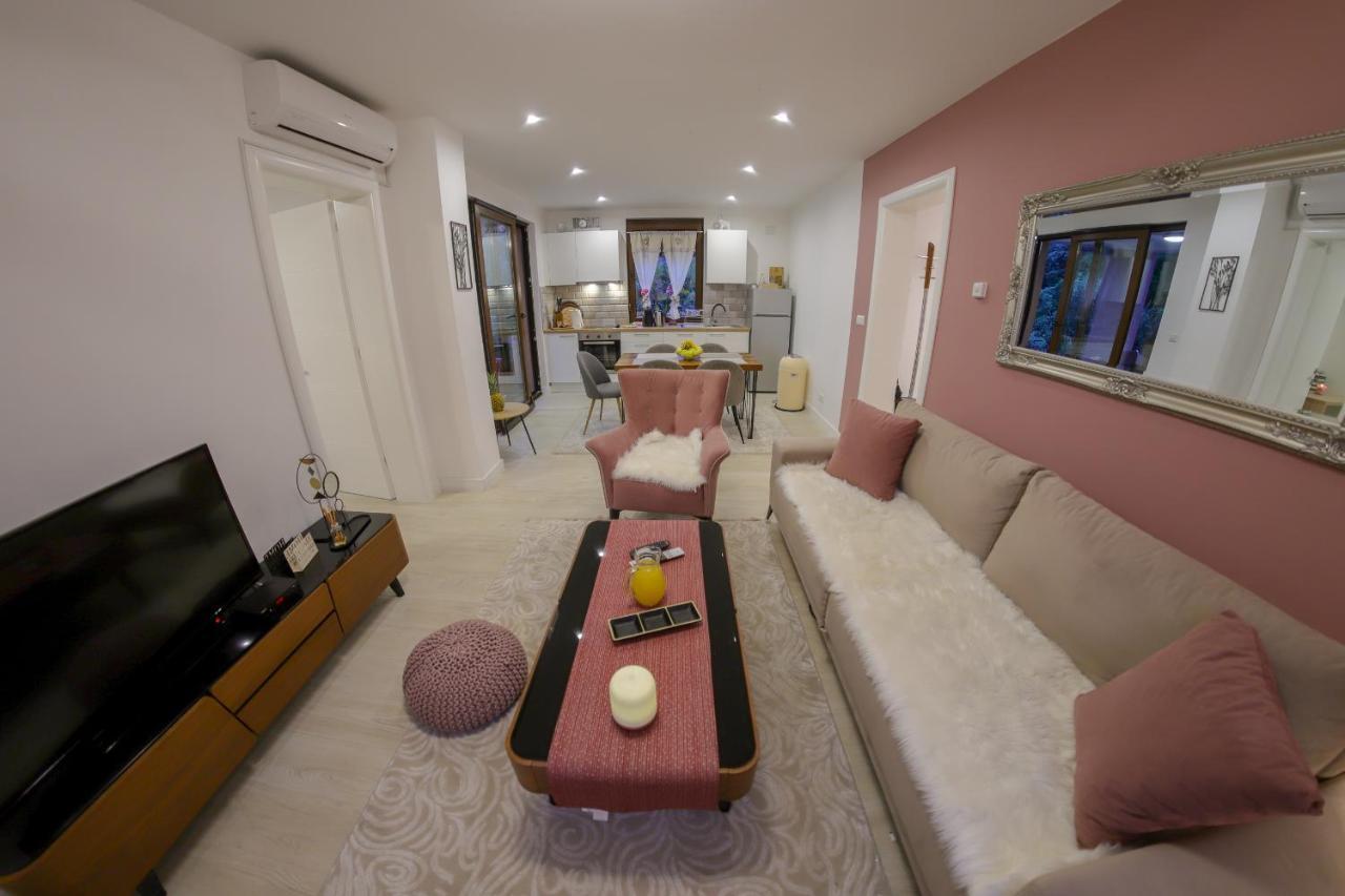 Apartments Edy Bihac Exterior photo