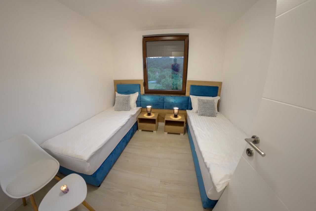 Apartments Edy Bihac Exterior photo