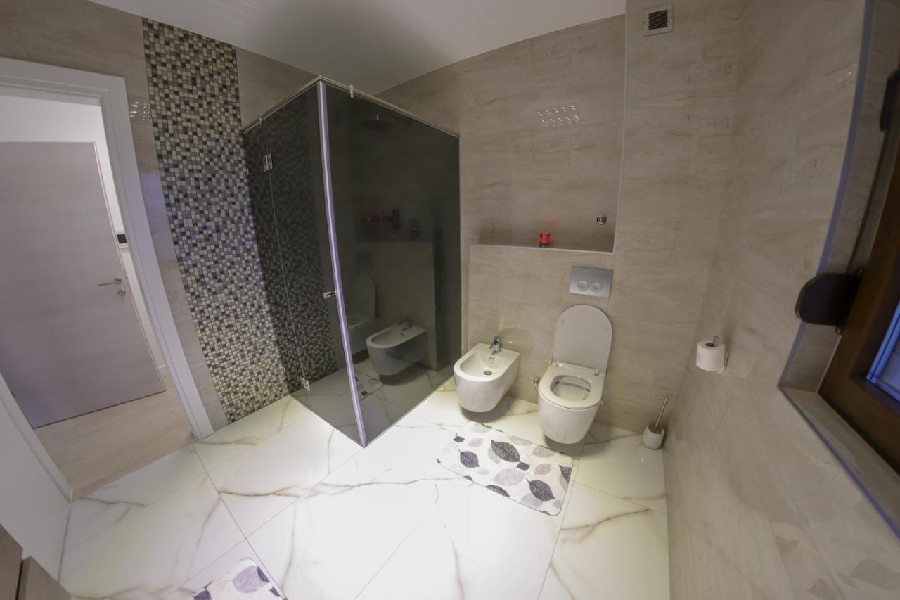 Apartments Edy Bihac Exterior photo